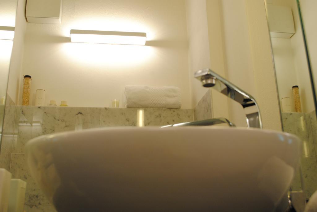 Emilia Suite Park Modène Extérieur photo